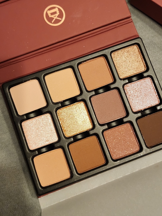 Viseart Other - Viseart Warm Neutral Eyeshadow Palette - Browns, Golds & Rose